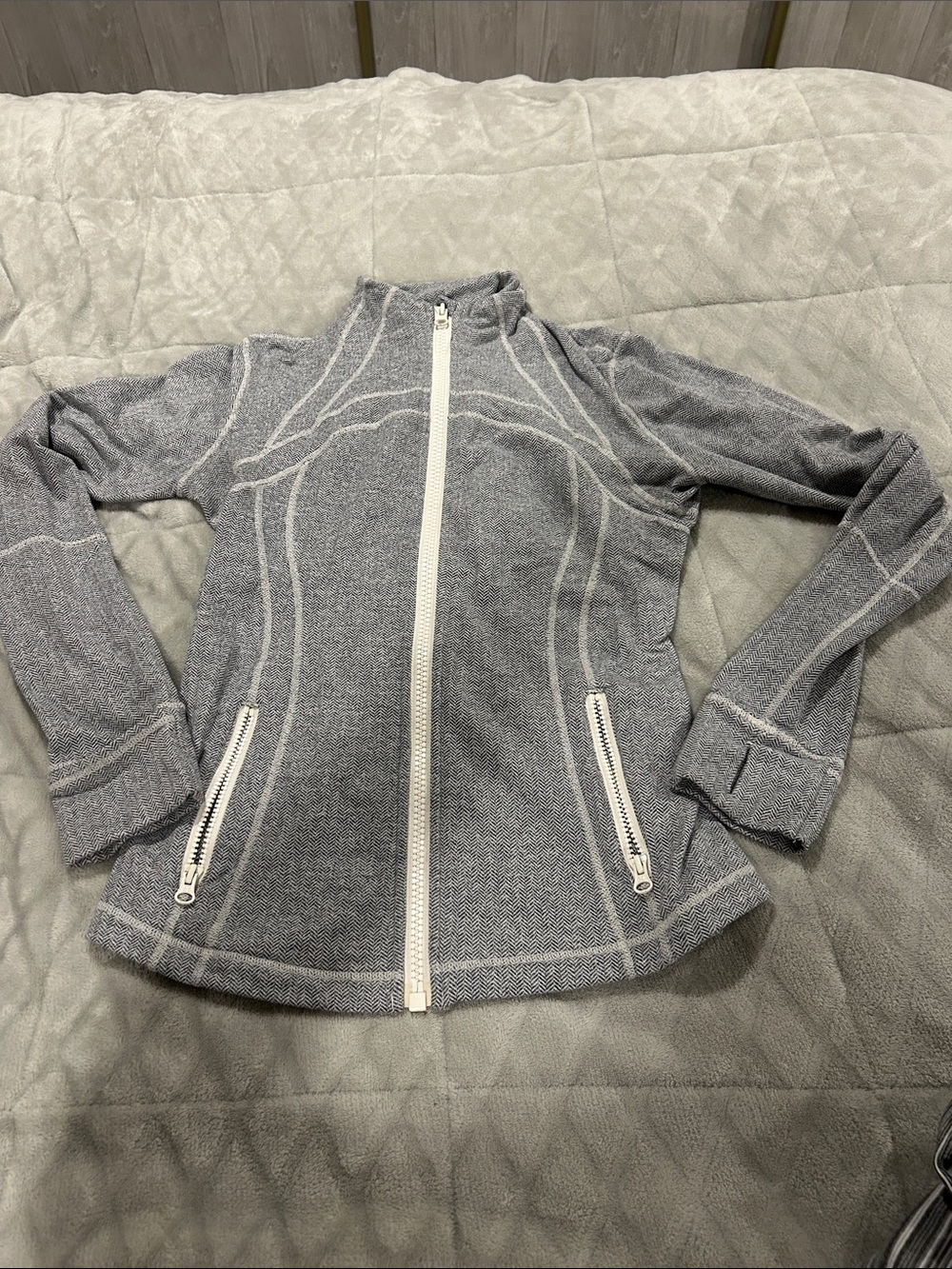 lululemon athletica Gray Full-Zip Jacket with White Trim